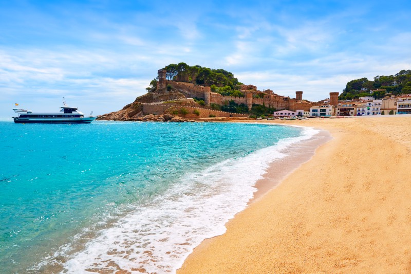 Tossa de Mar, wybrzeże Costa Brava, Hiszpania